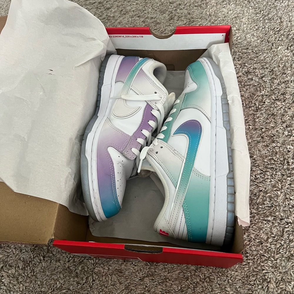Nike Unlock your Space Dunks